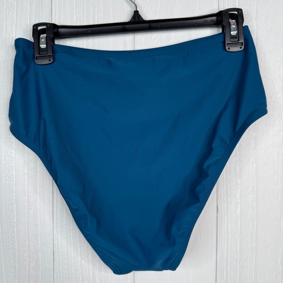 Cupshe Blue and White Bikini Set with Tropical Leaf Print - Picture 9 of 11